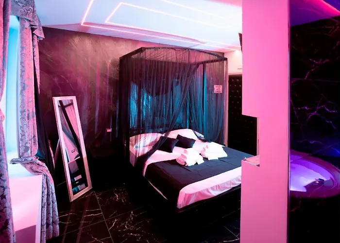 Black Moon Affittacamere 4*